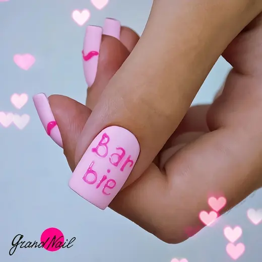 Дизайн «Barbie» на розовом